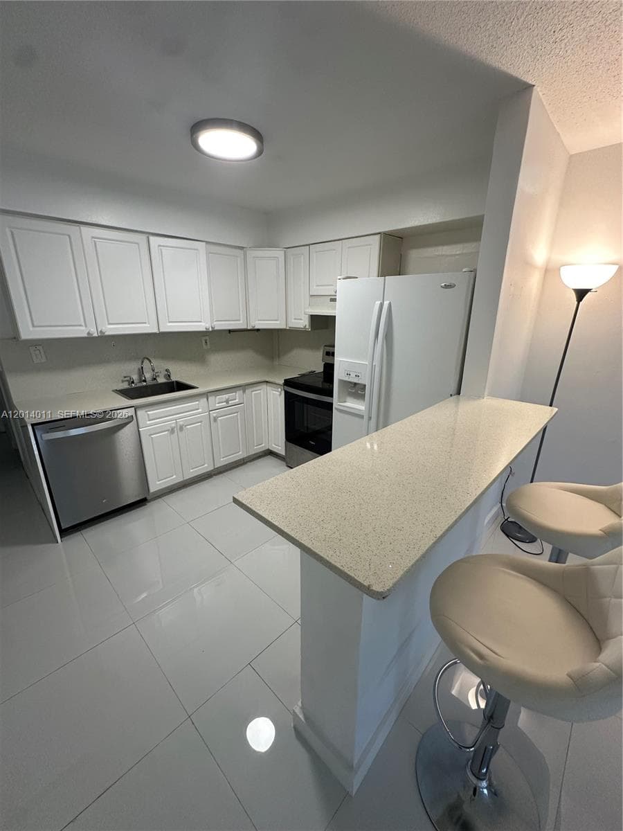 1120 102nd St # 4, Bay Harbor Islands, FL 33154 — zdjęcie 5
