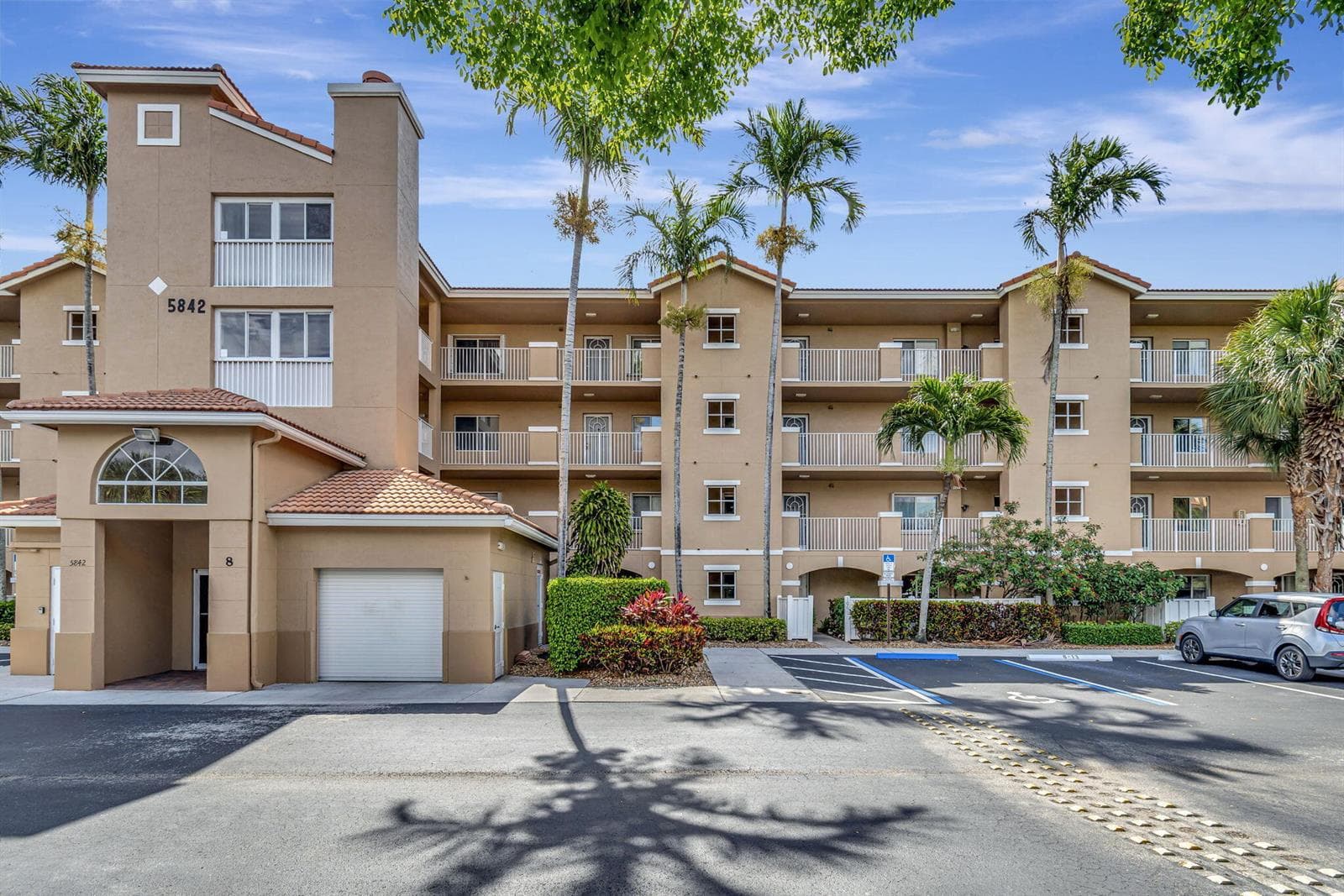 5842 Crystal Shores Drive # 105, Boynton Beach, FL 33437 — zdjęcie 2
