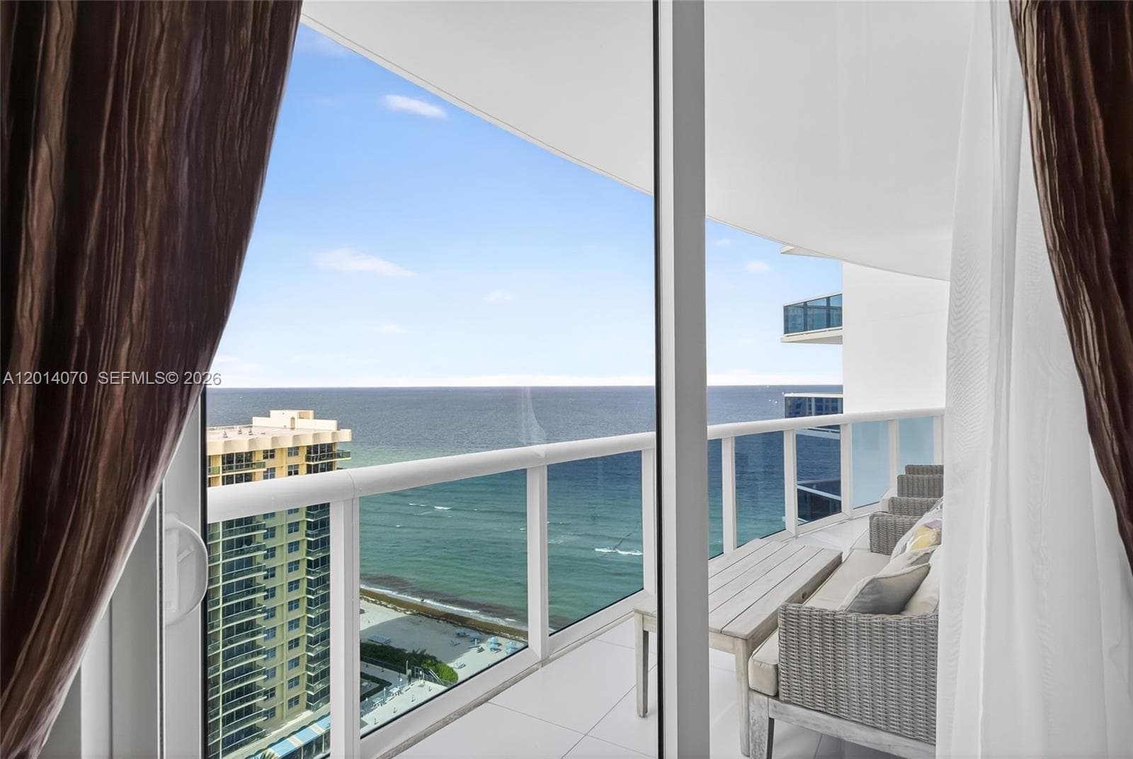 2711 S Ocean Dr # 1901, Hollywood, FL 33019