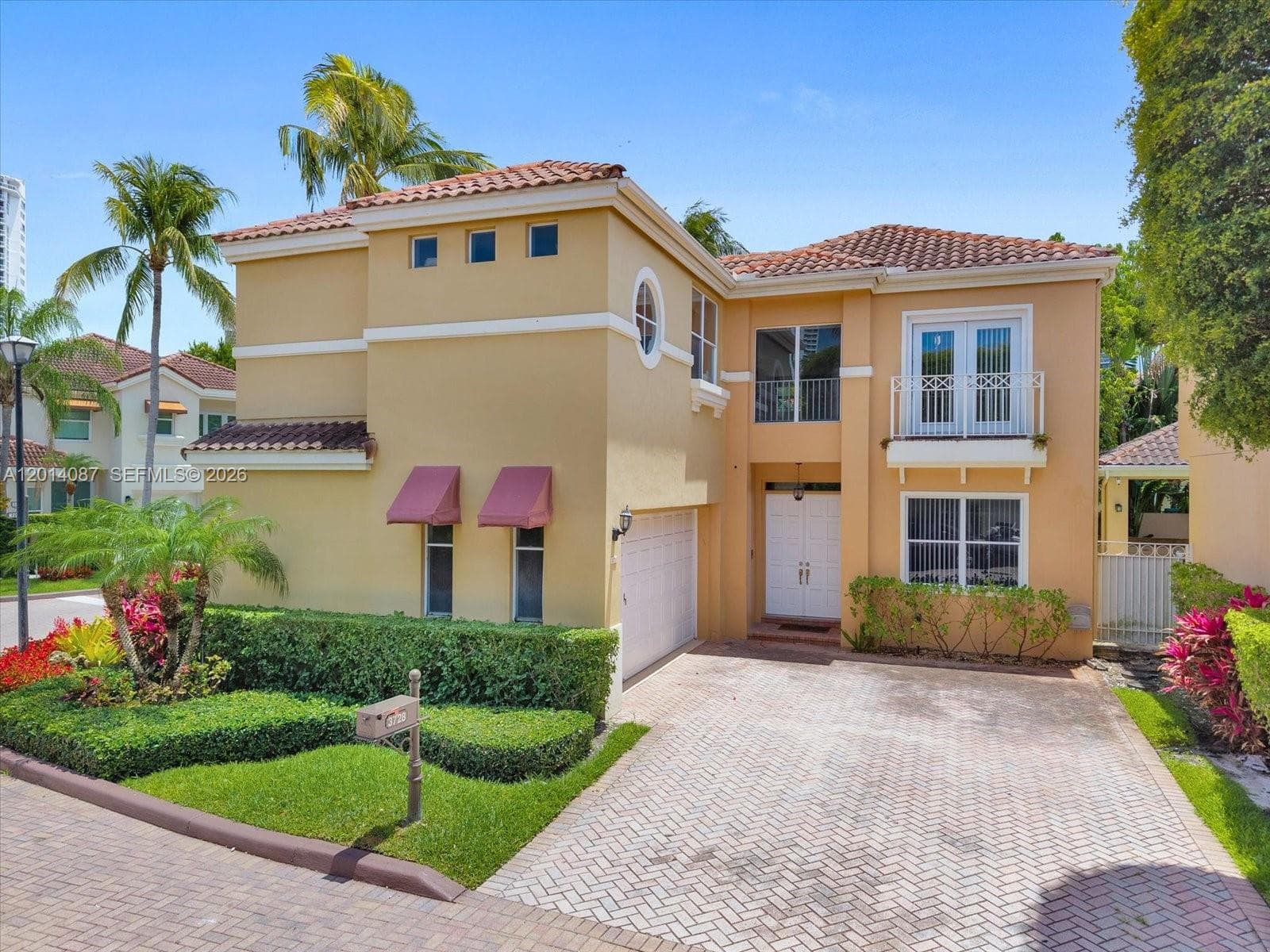 3728 NE 208th Ter, Aventura, FL 33180
