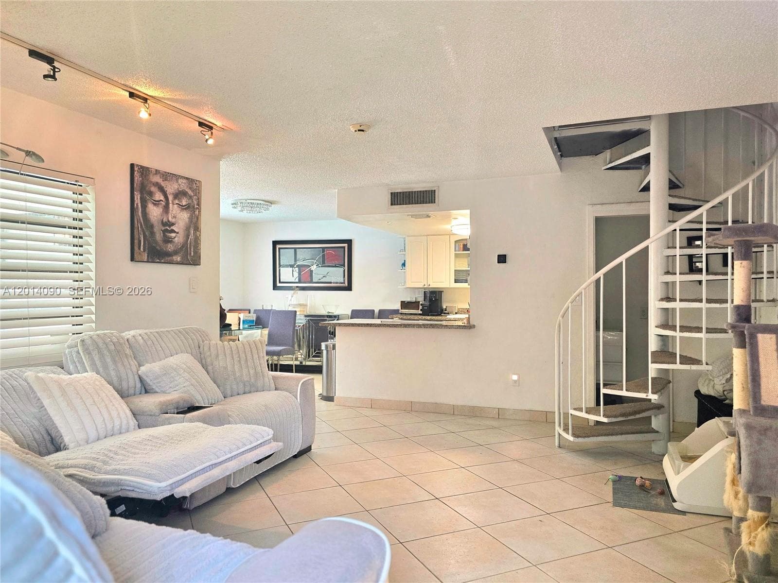 2989 Bird Ave # 1, Miami, FL 33133 — zdjęcie 2