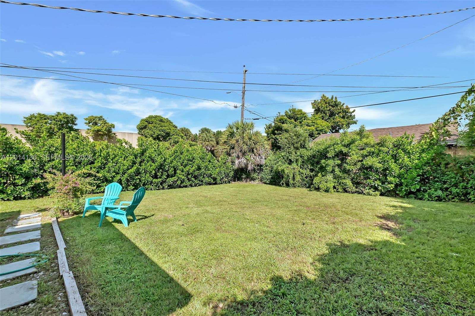 595 NW 101st St, Miami, FL 33150 — zdjęcie 3
