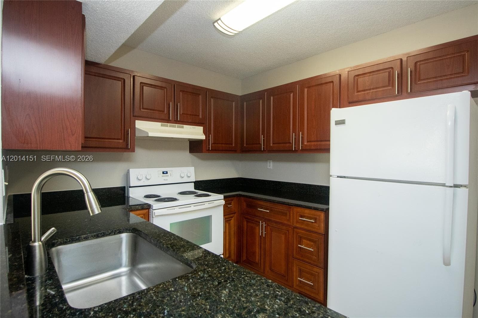 9491 S Palm Cir S # 101, Pembroke Pines, FL 33025 — zdjęcie 2