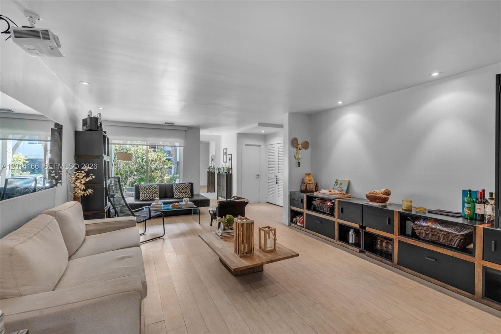 232 Sea View Dr # 108, Key Biscayne, FL 33149 — zdjęcie 4