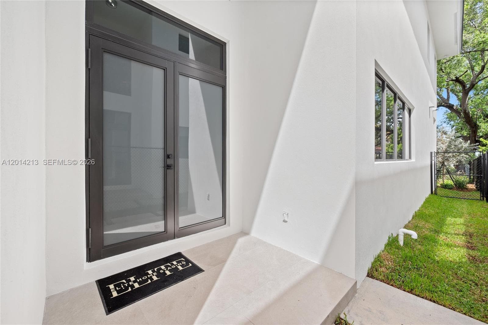 2745 SW 23 Ter, Miami, FL 33145 — zdjęcie 2