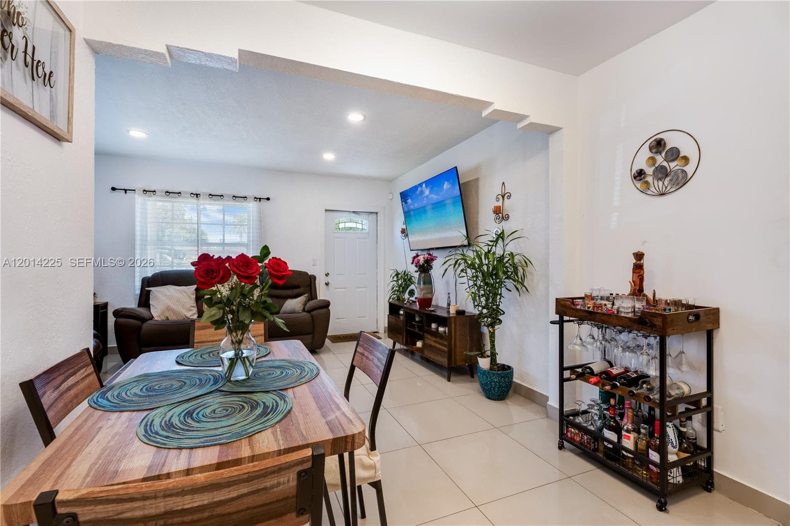 1059 NW 77th St, Miami, FL 33150 — zdjęcie 4