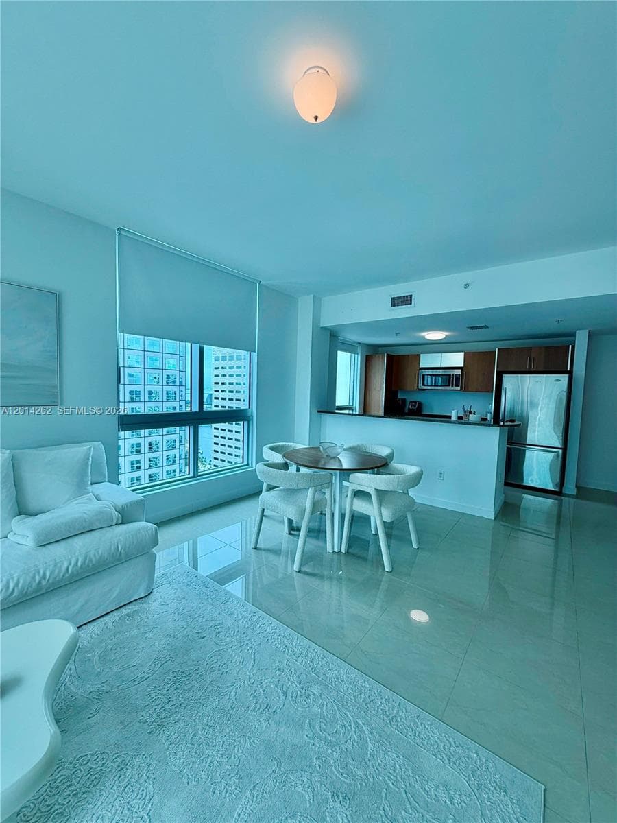 300 S Biscayne Blvd # T-3701, Miami, FL 33131 — zdjęcie 3