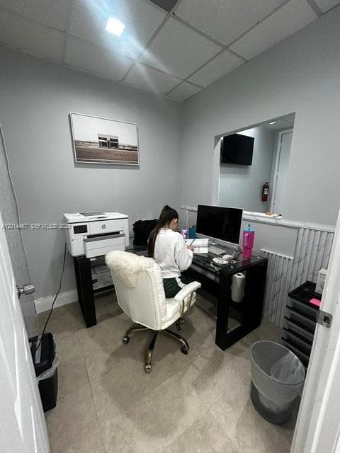 900 W 49th St Suite 420, Hialeah, FL 33012 — zdjęcie 4