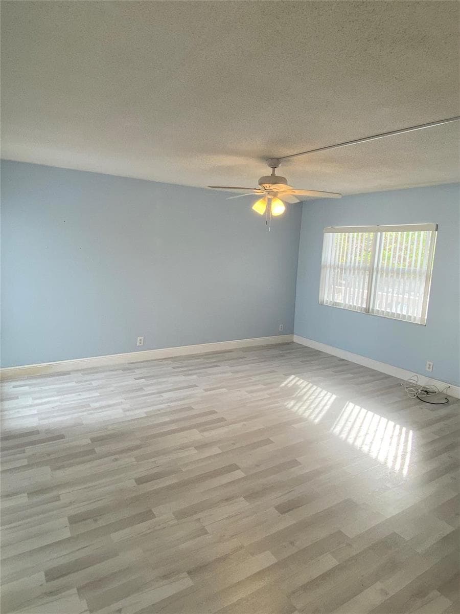 224 Hibiscus Avenue # 260, Lauderdale By The Sea, FL 33308 — zdjęcie 5