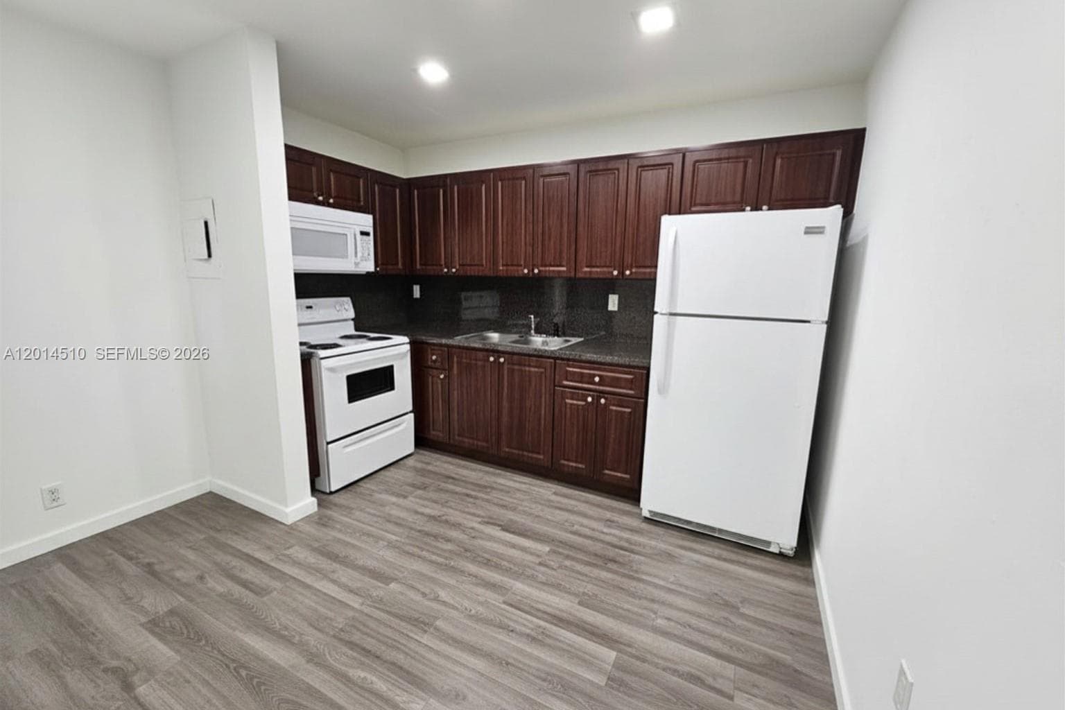 6961 W 14th Ct # 103, Hialeah, FL 33014 — zdjęcie 2
