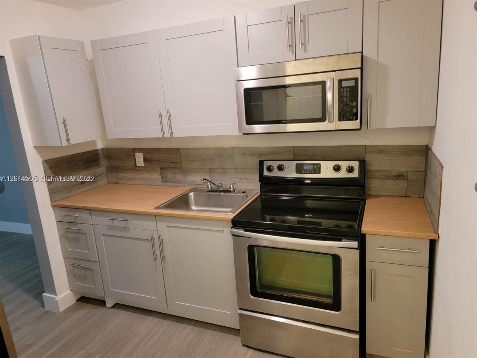 2530 NW 17th St, Fort Lauderdale, FL 33311 — zdjęcie 5