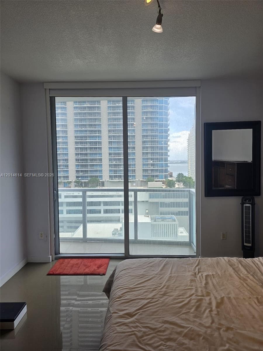 1060 Brickell Ave # 2201, Miami, FL 33131 — zdjęcie 4