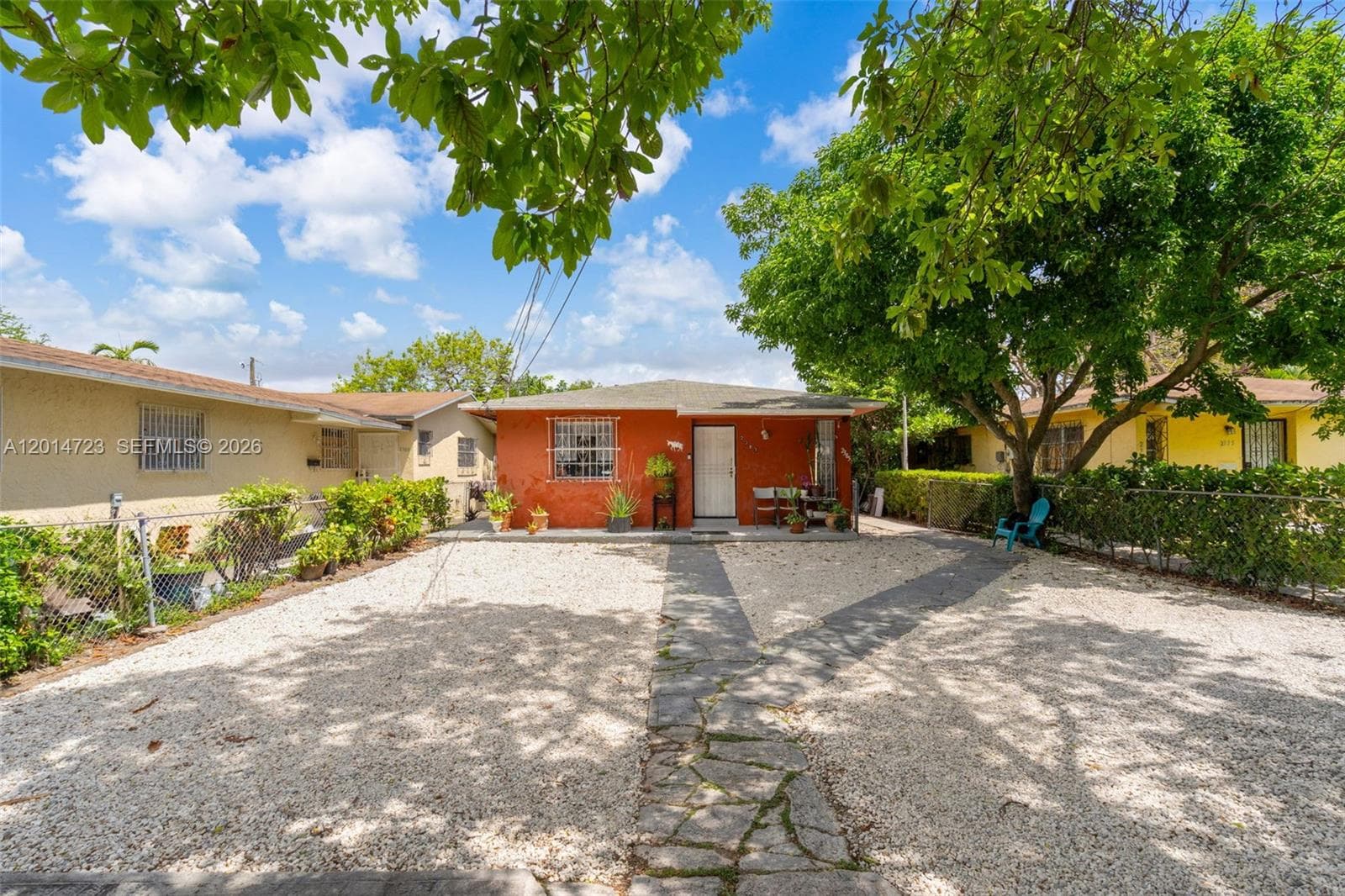 2385 NW 32nd St, Miami, FL 33142 — zdjęcie 2