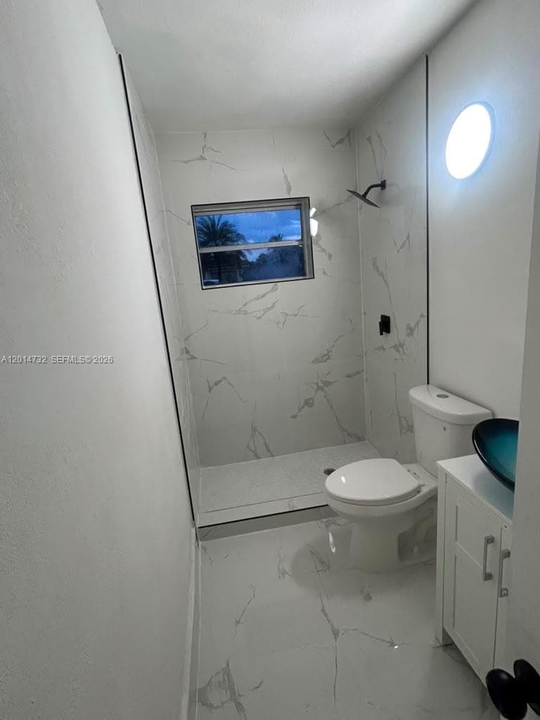 19360 NW 1st Ct, Miami Gardens, FL 33169 — zdjęcie 2
