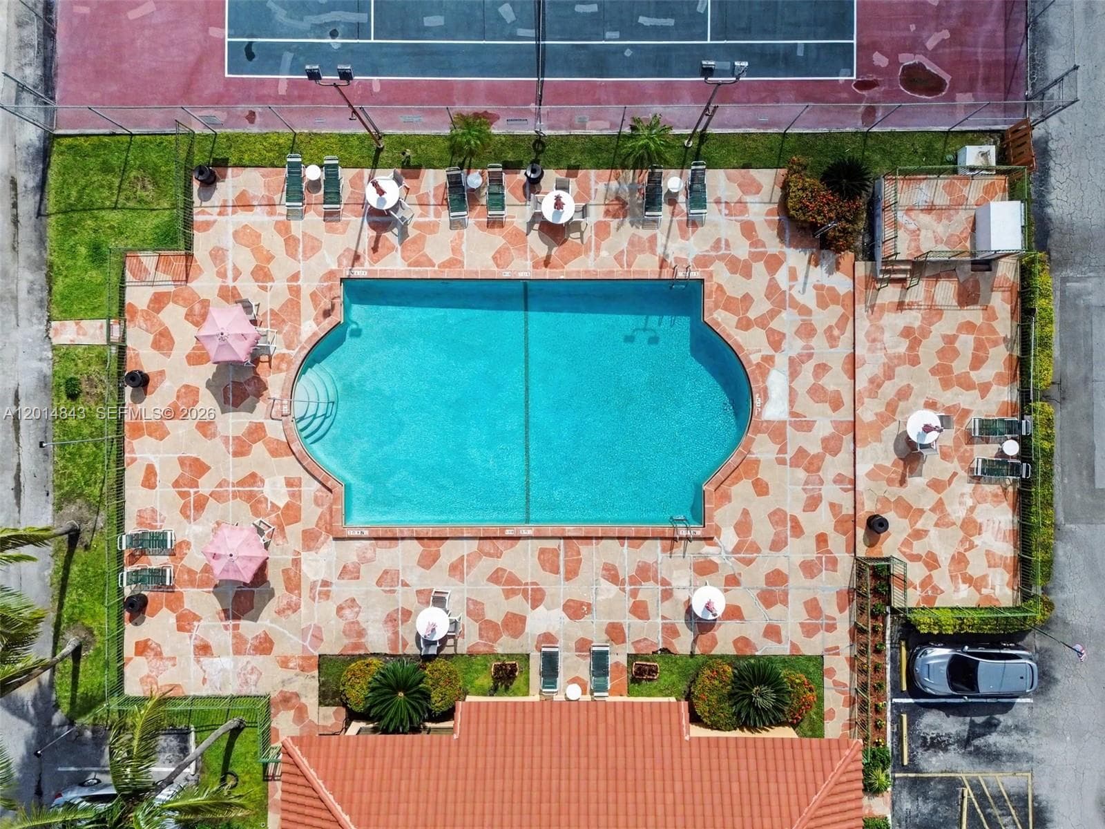 7155 Miami Lakes Dr # P16, Miami Lakes, FL 33014