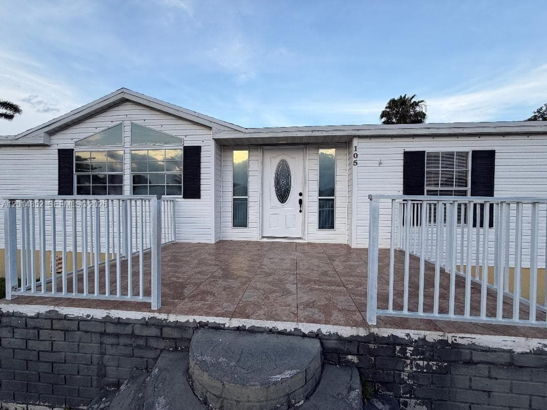 19800 SW 180th Ave unit 105, Miami, FL 33187