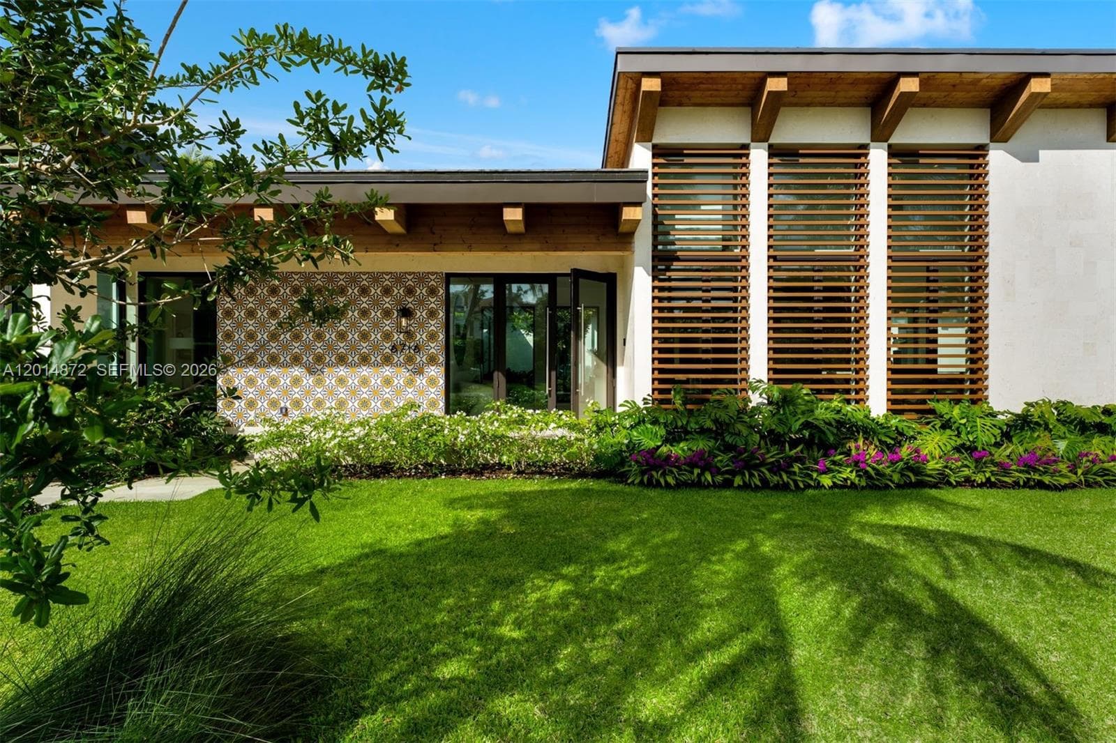 6716 San Vicente St, Coral Gables, FL 33146 — zdjęcie 5
