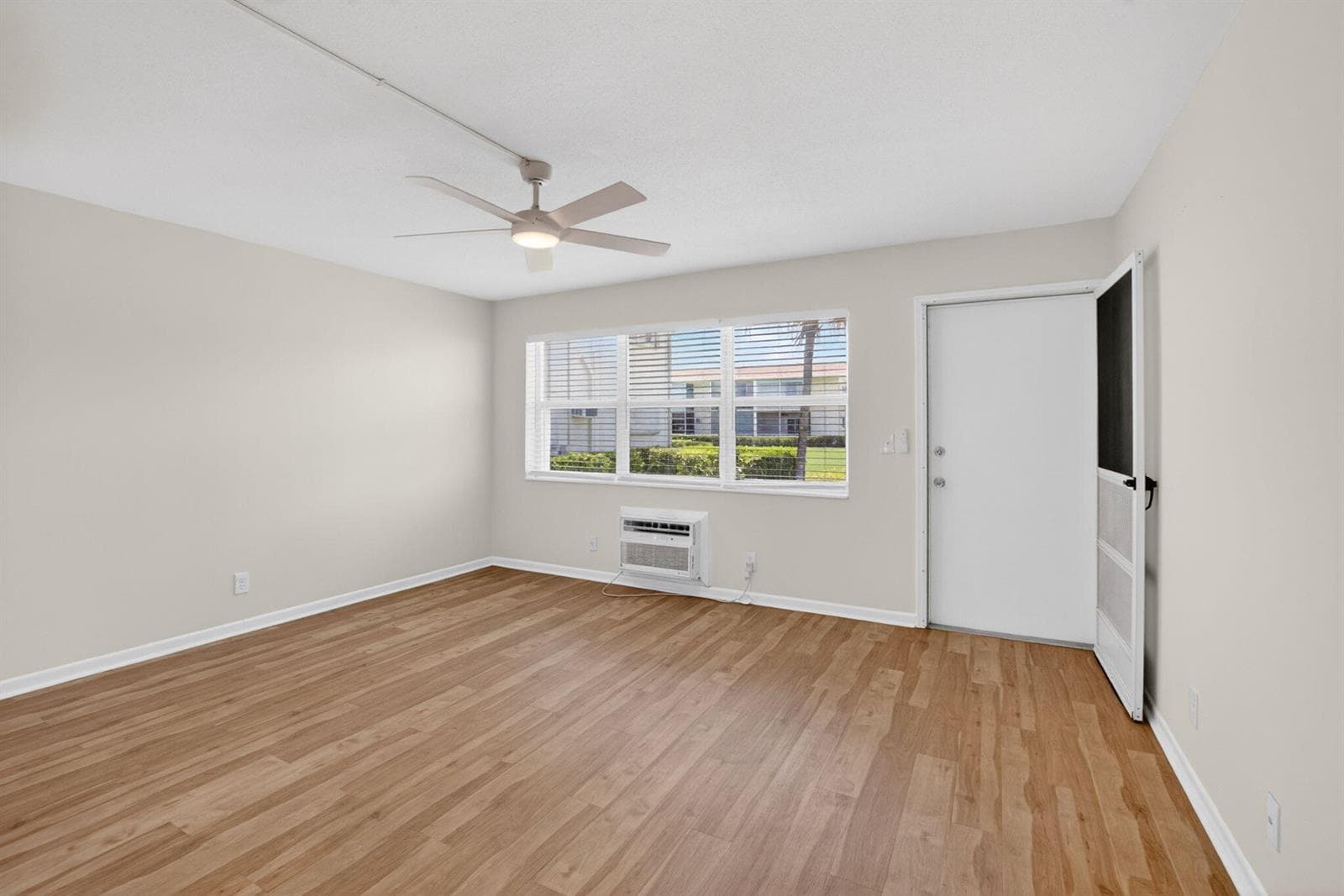 660 Horizon W # 107, Boynton Beach, FL 33435 — zdjęcie 4