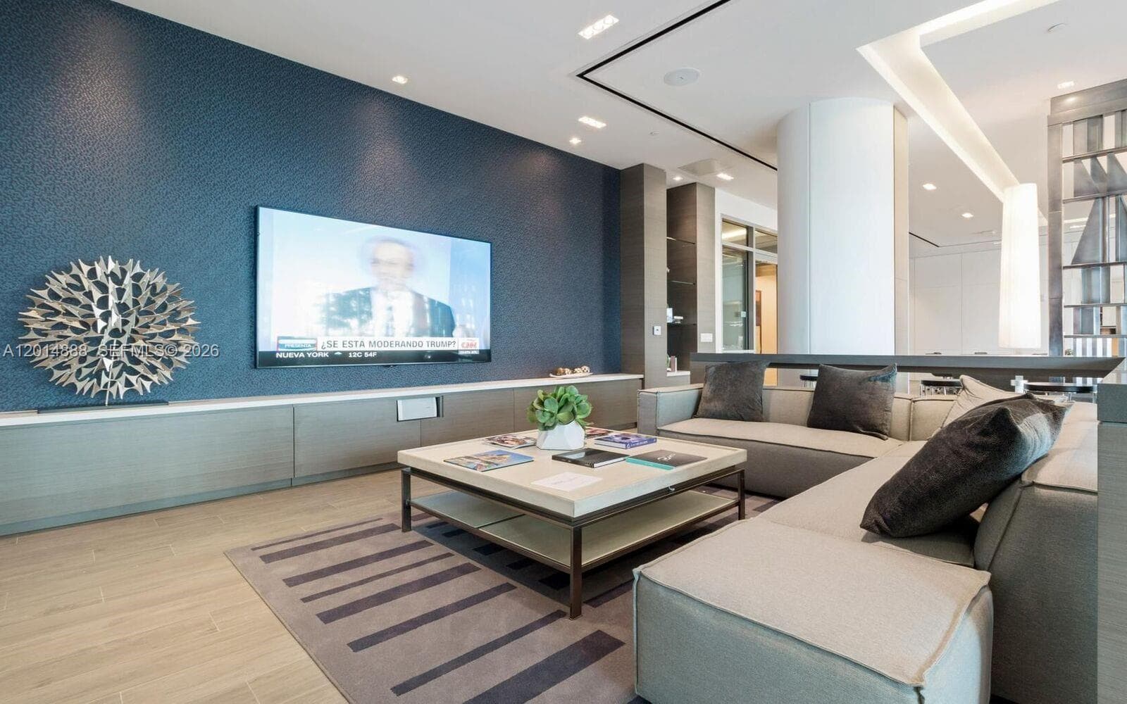 17111 Biscayne Blvd # PH2, North Miami Beach, FL 33160 — zdjęcie 5