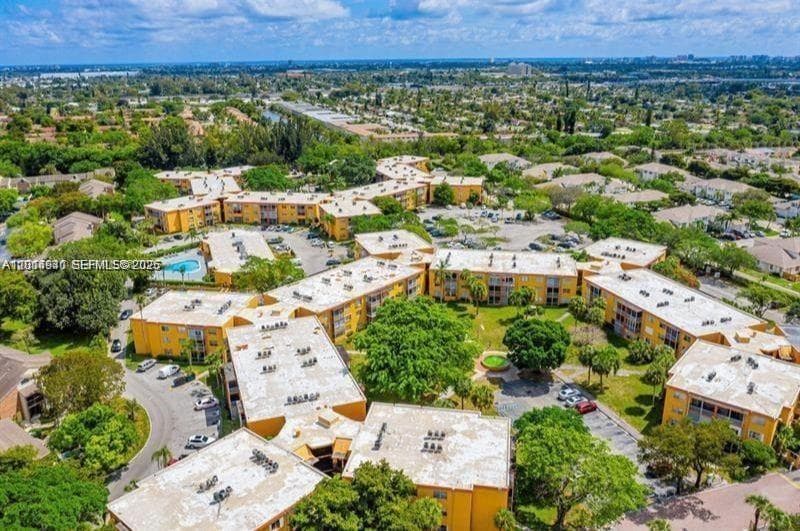 4334 NW 9th Ave # 7-2F, Deerfield Beach, FL 33064