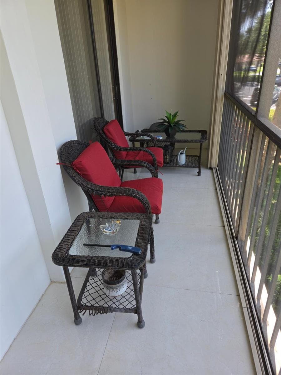 5310 Las Verdes Circle # 220, Delray Beach, FL 33484 — zdjęcie 2