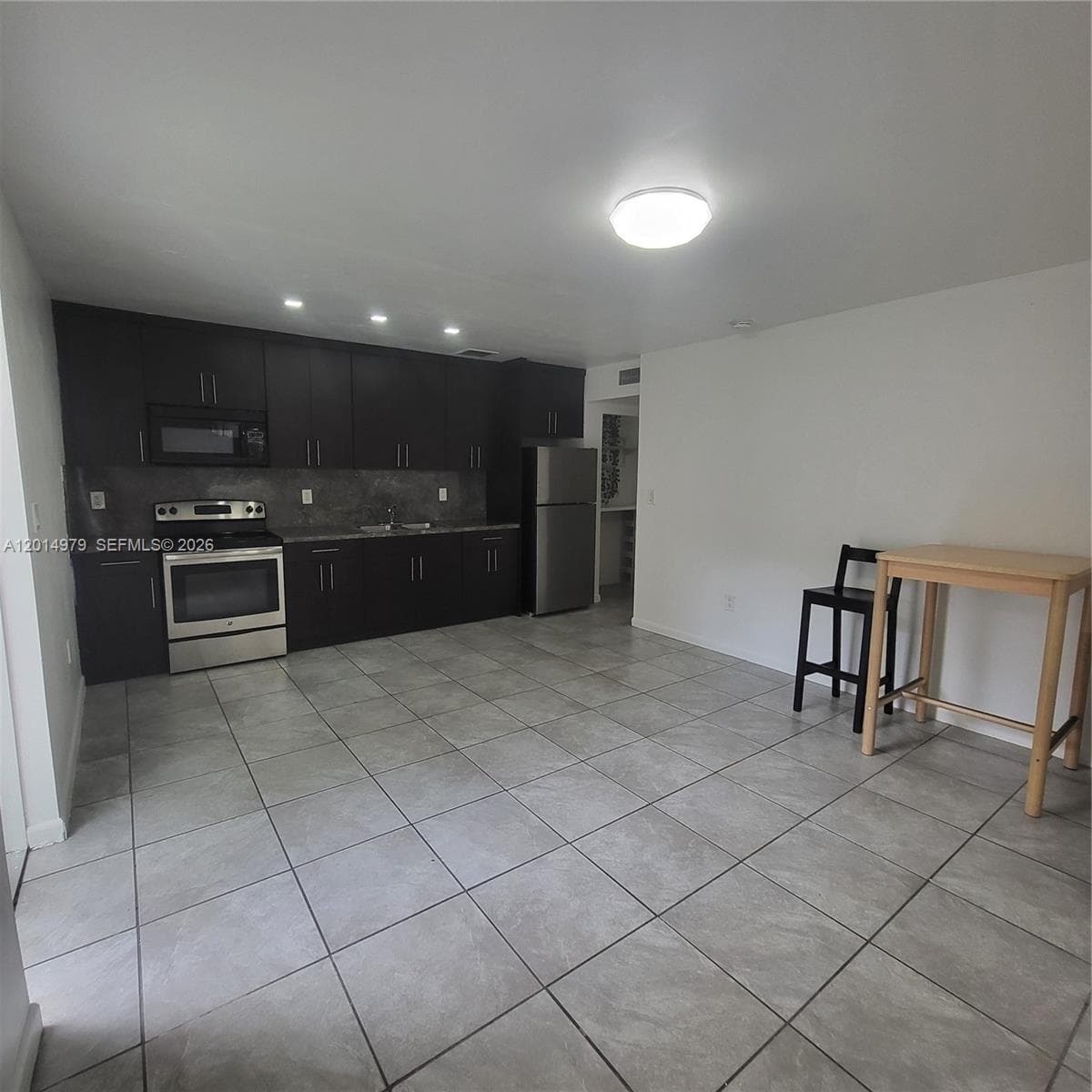 315 NW 59th St # 2, Miami, FL 33127 — zdjęcie 3