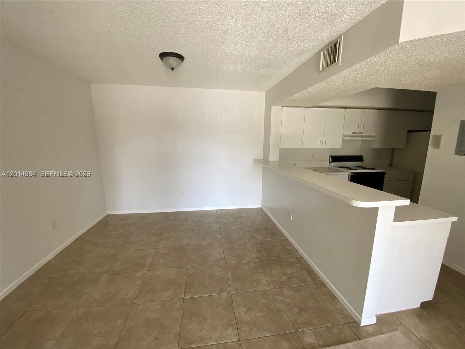 18820 NW 57th Ave # 203, Hialeah, FL 33015 — zdjęcie 5