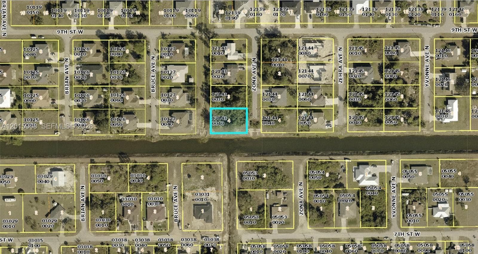 801 Zona Ave N, Lehigh Acres, FL 33971