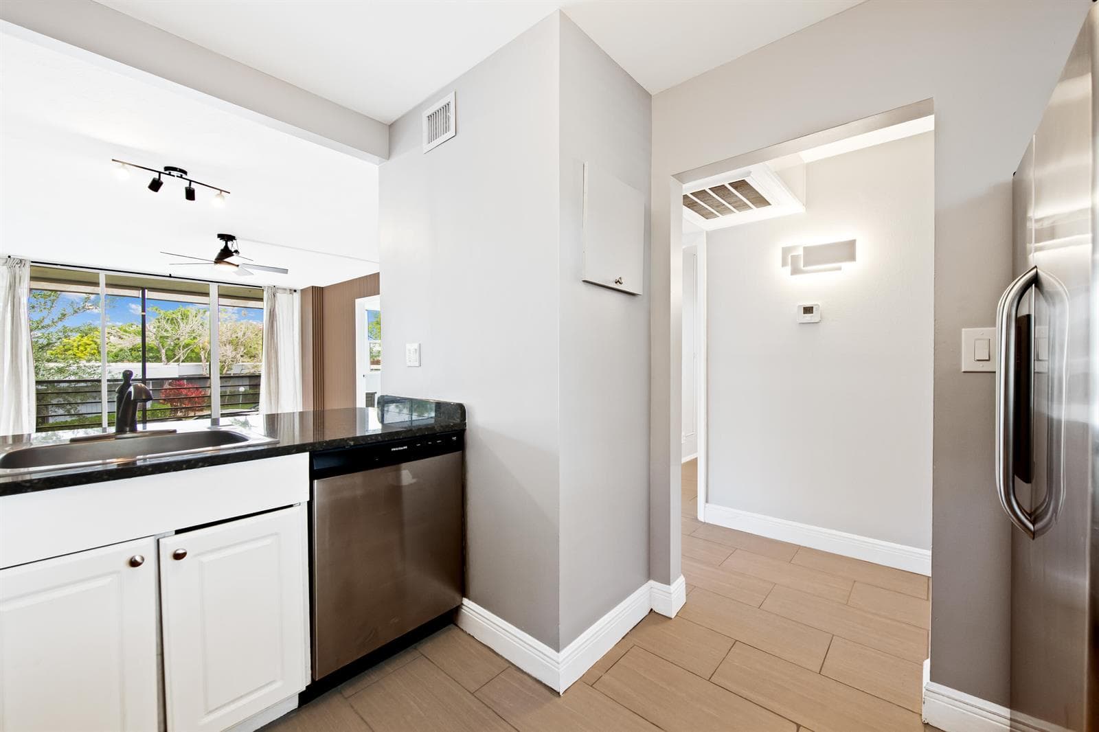 113 Royal Park Drive # 2h, Oakland Park, FL 33309 — zdjęcie 3