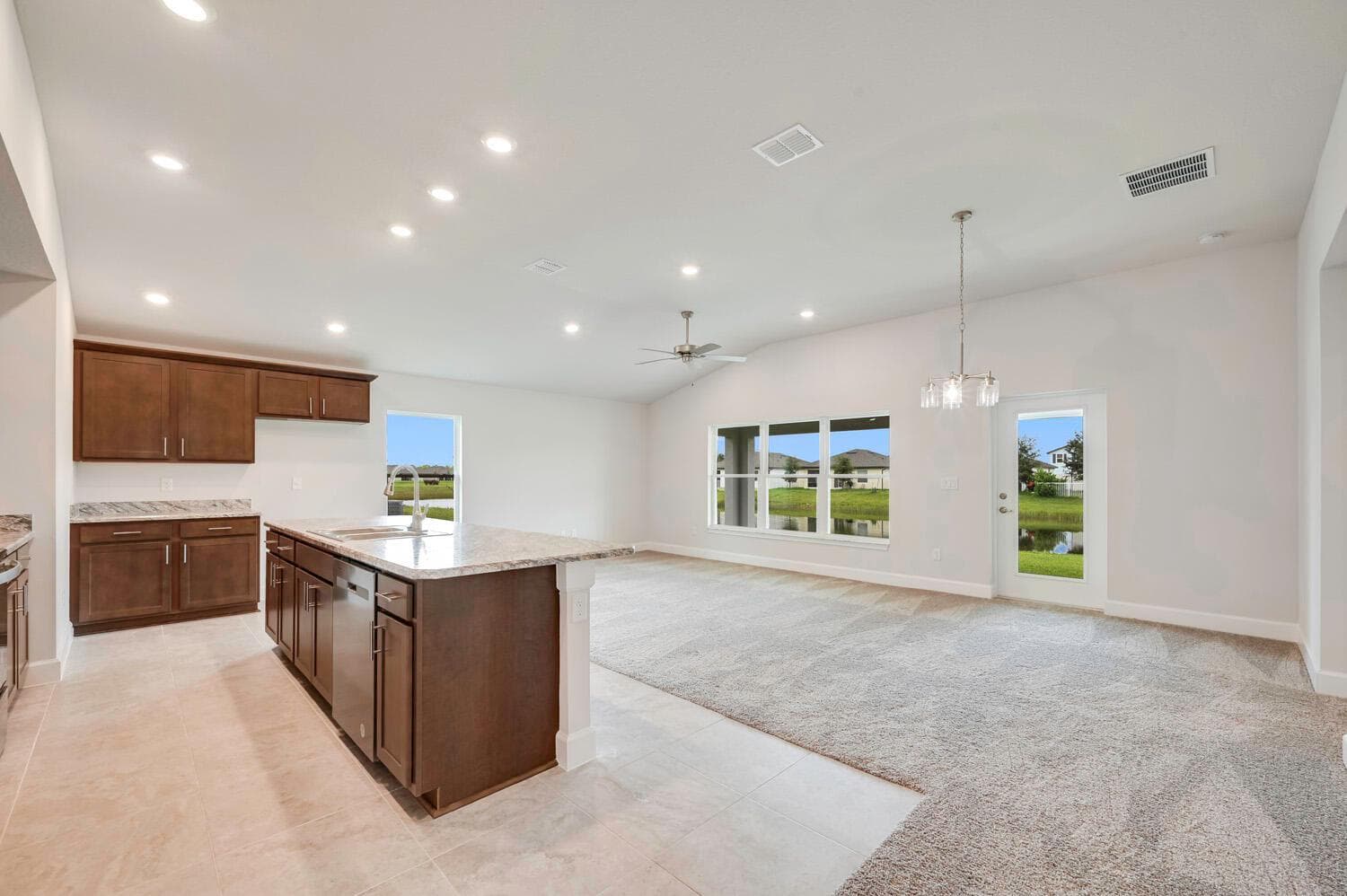 8613 Giovanni Avenue, Fort Pierce, FL 34951 — zdjęcie 3