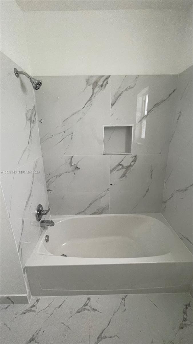 5210 NW 16th St, Lauderhill, FL 33313 — zdjęcie 5