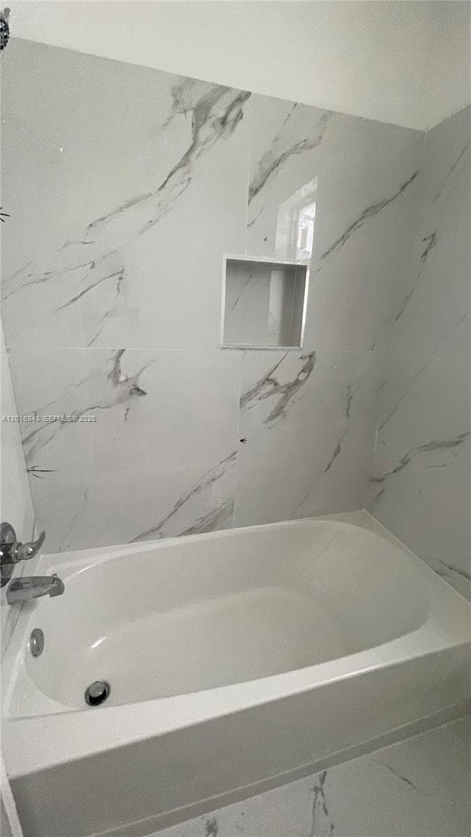 5210 NW 16th St, Lauderhill, FL 33313 — zdjęcie 4