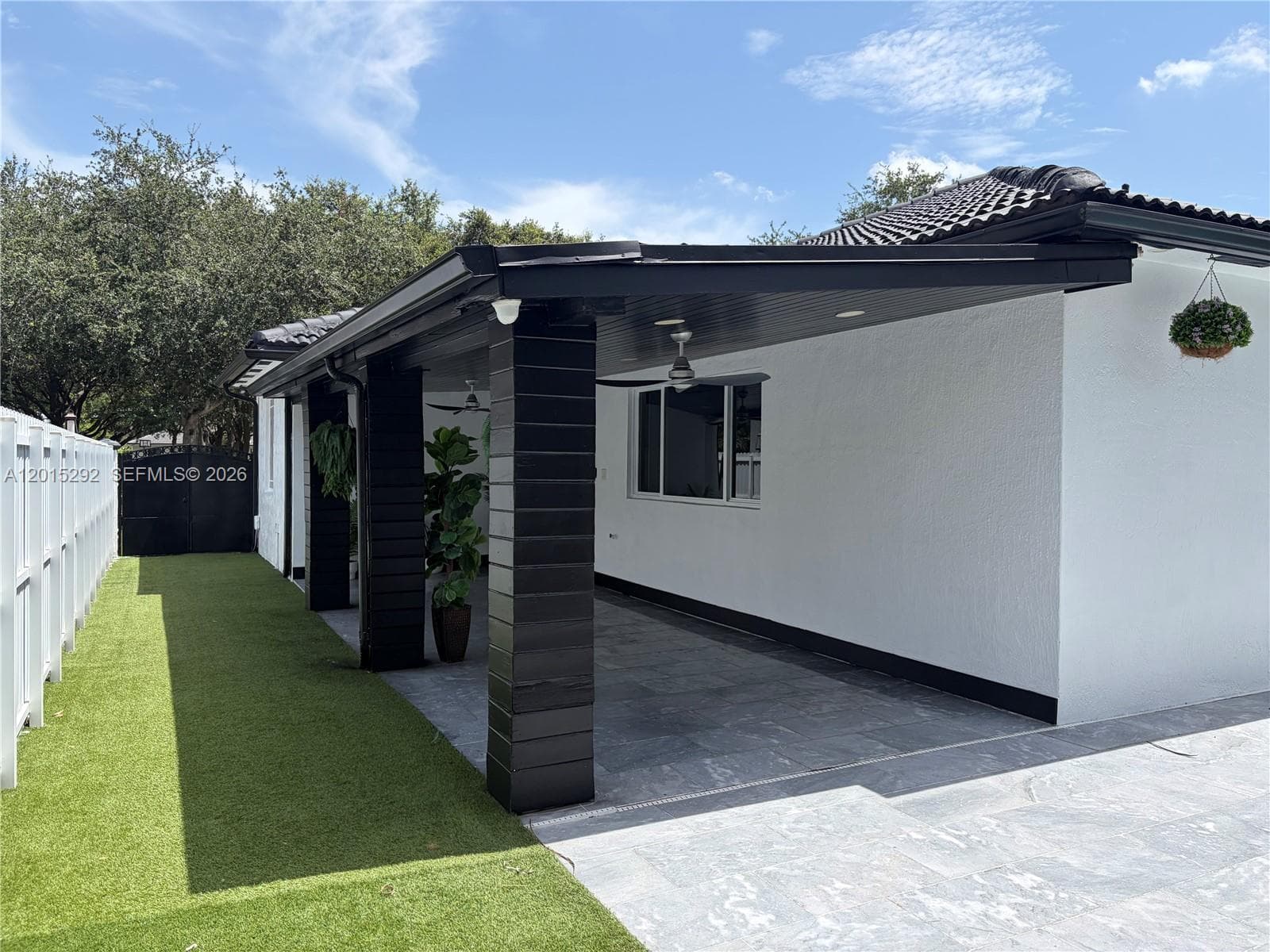 7814 NW 165th St, Miami Lakes, FL 33016 — zdjęcie 5
