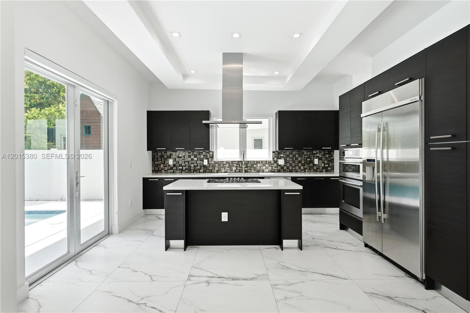8221 NW 34th Dr, Doral, FL 33122 — zdjęcie 2