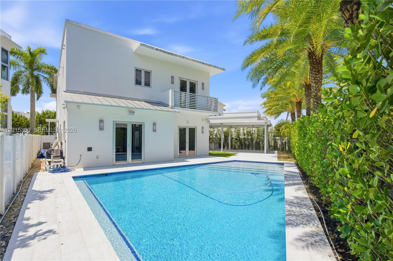 8221 NW 34th Dr, Doral, FL 33122 — zdjęcie 4