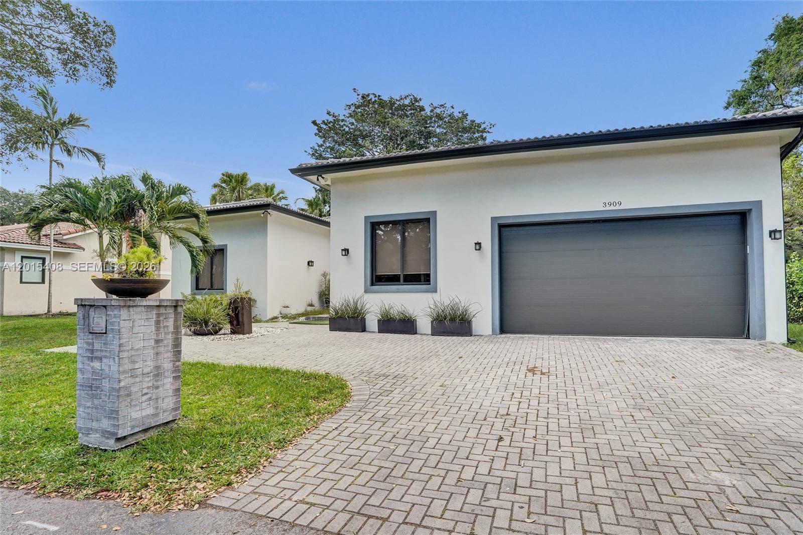 3909 SW 54th Ct, Dania Beach, FL 33312 — zdjęcie 2
