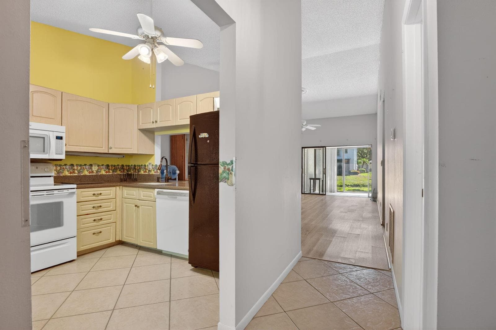 3210 S Carambola Cir Circle S, Coconut Creek, FL 33066 — zdjęcie 4