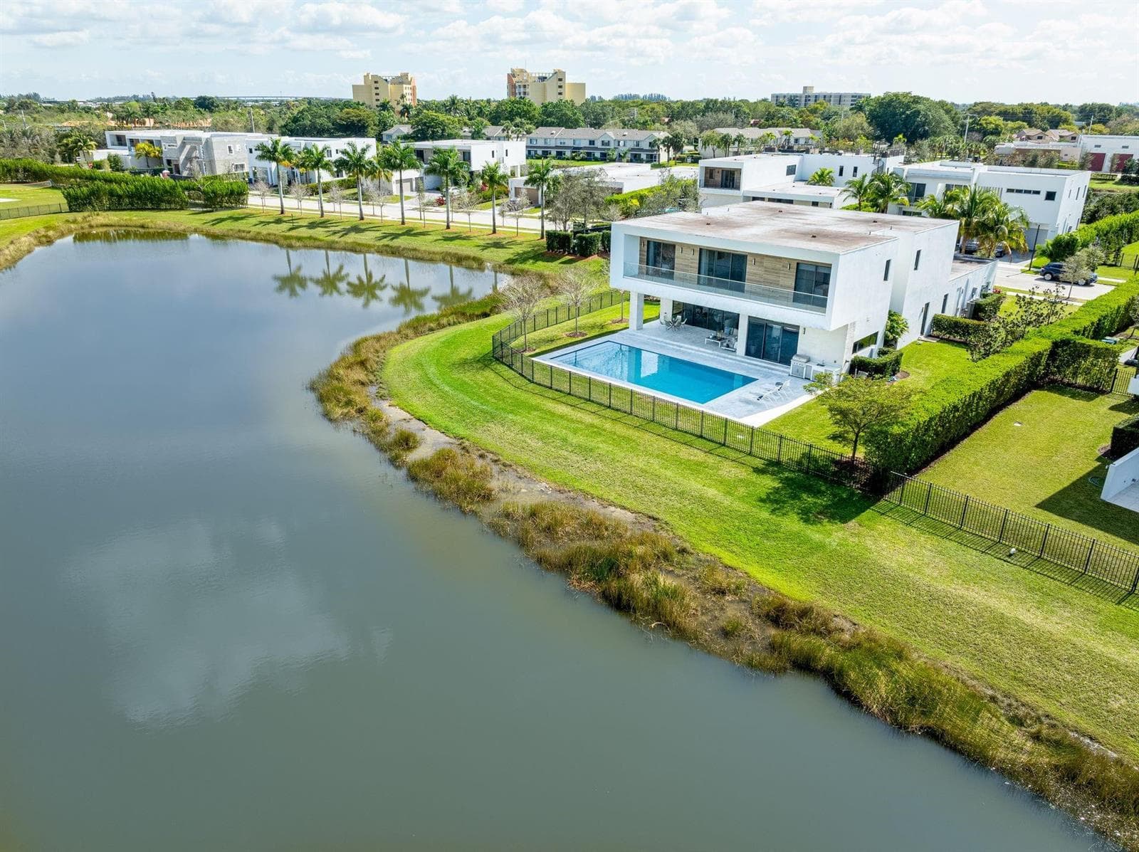 16553 Botaniko Drive S, Weston, FL 33326 — zdjęcie 2