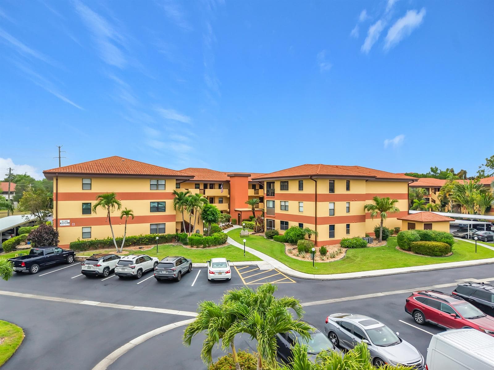 6146 Whiskey Creek Drive, Fort Myers, FL 33919 — zdjęcie 4