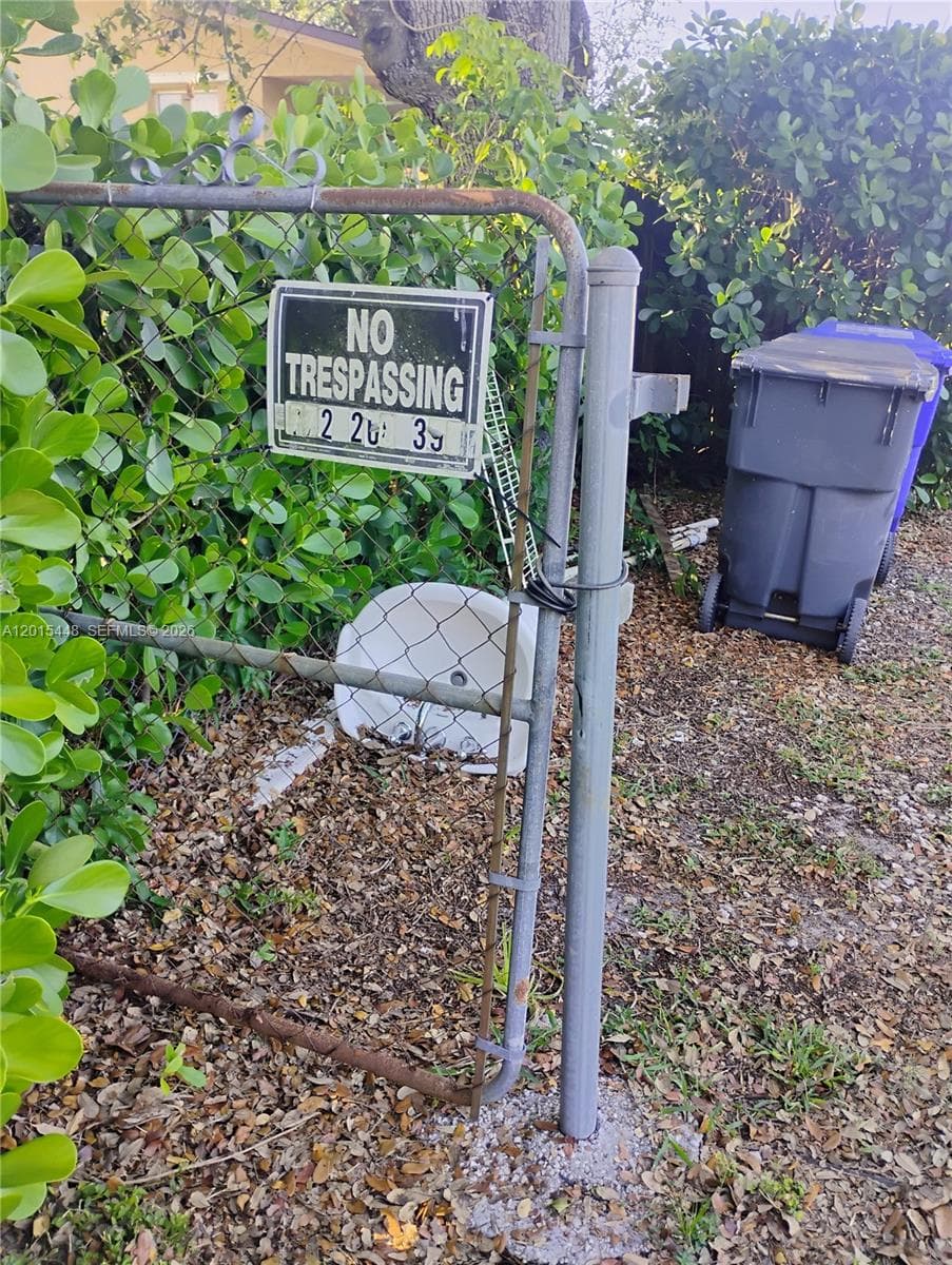 5832 Polk St, Hollywood, FL 33021 — zdjęcie 4