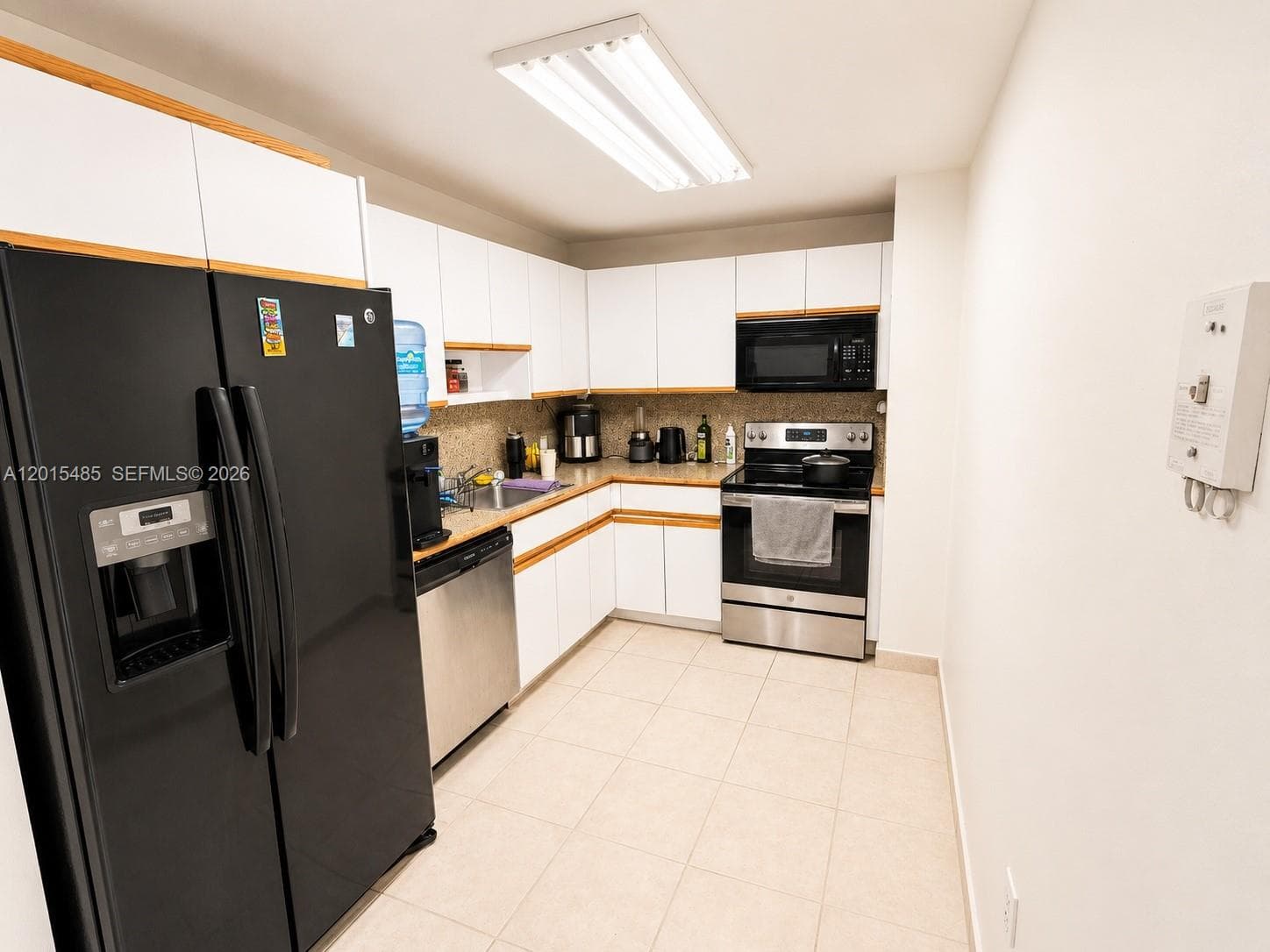 3375 N Country Club Dr # 407, Aventura, FL 33180 — zdjęcie 3