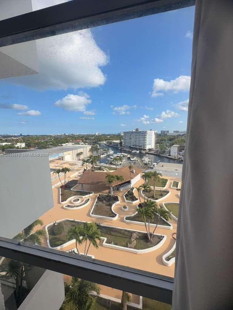 13499 Biscayne Blvd # 906, North Miami, FL 33181