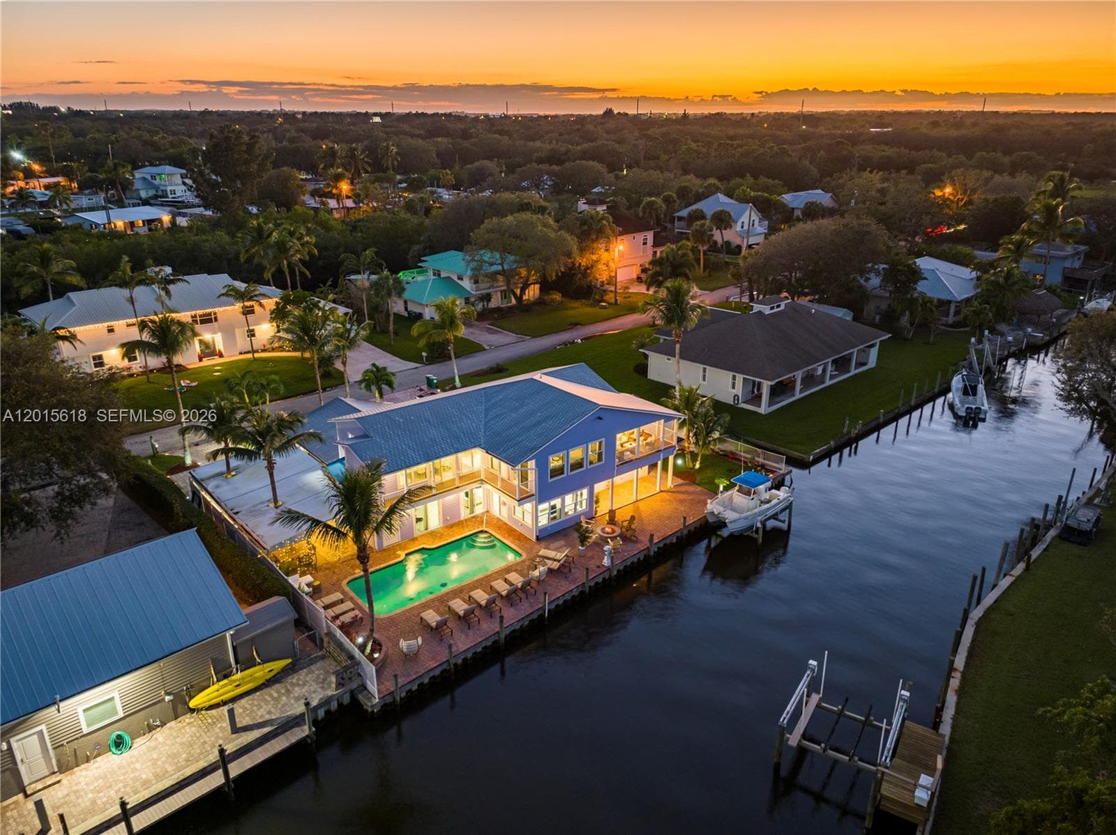 474 Peninsula Dr, Fort Pierce, FL 34946 — zdjęcie 2