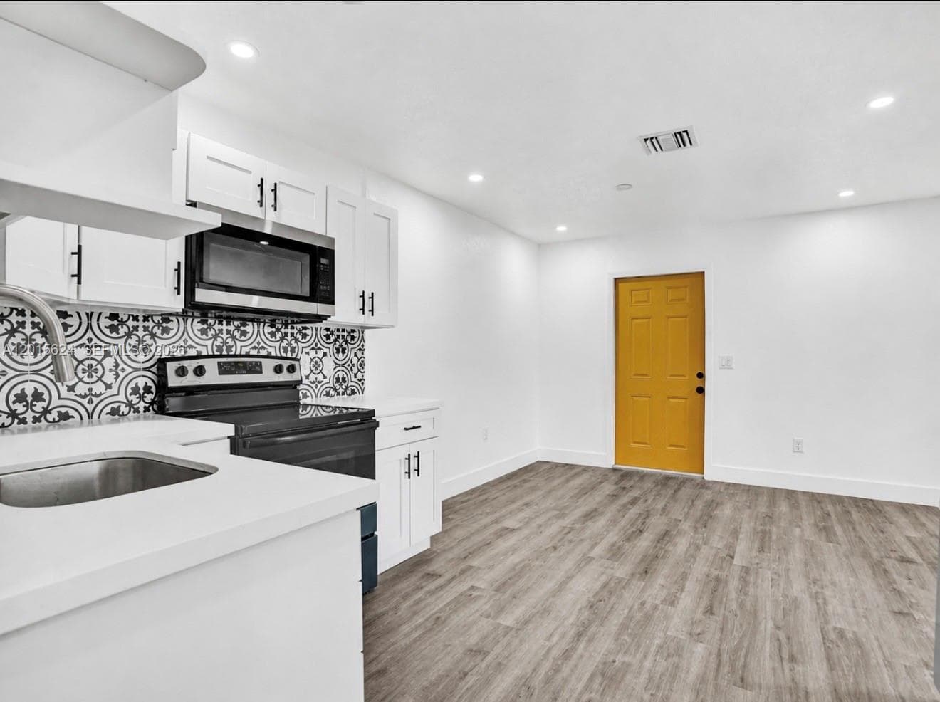 4129 SW 23 Street, West Park, FL 33023 — zdjęcie 3