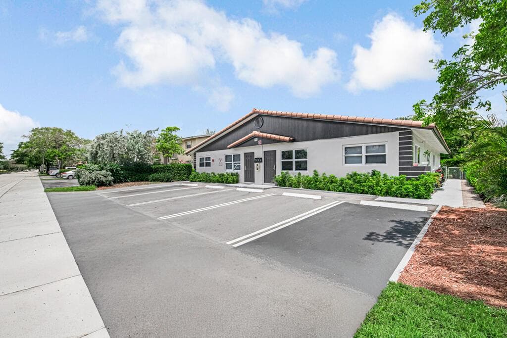 7521 NW 44th Court, Coral Springs, FL 33065 — zdjęcie 3