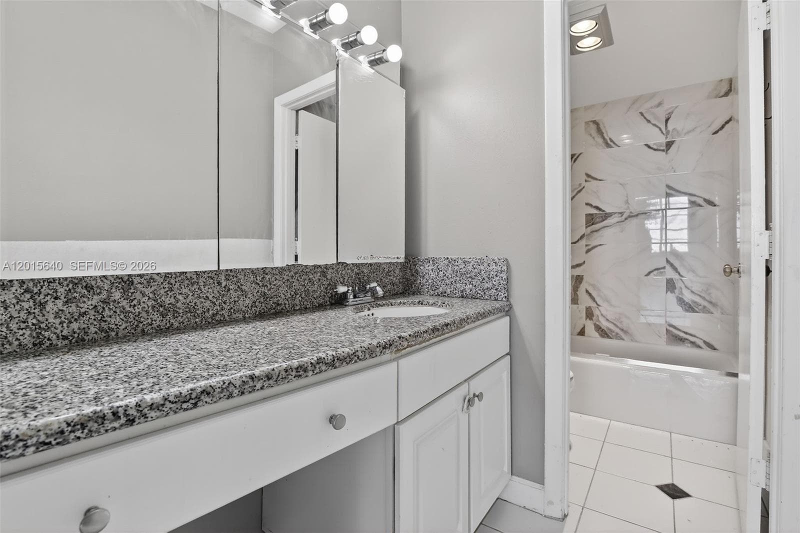 300 Bayview Dr # 906, Sunny Isles Beach, FL 33160 — zdjęcie 5