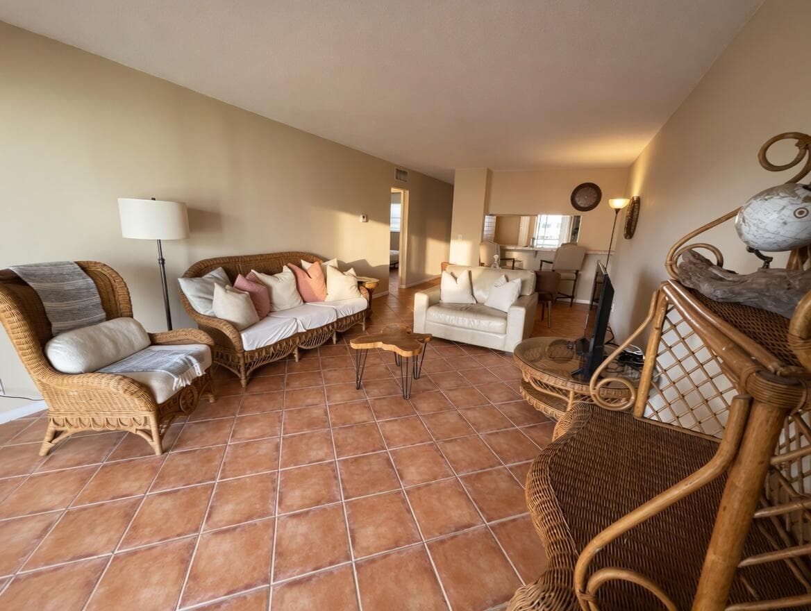 1430 S Lakeside Drive # 22, FL 33460 — zdjęcie 2