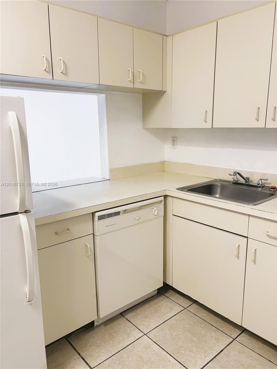 10900 SW 104th St # 315, Miami, FL 33176 — zdjęcie 2