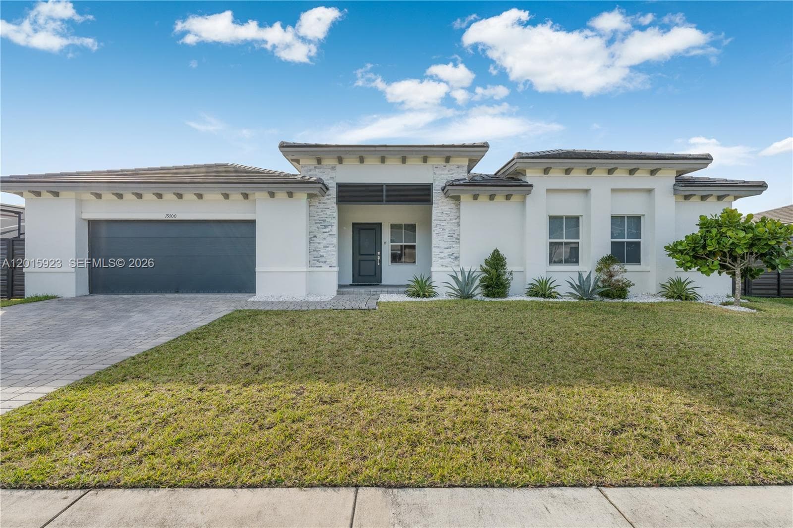 19100 SW 132nd Pl, Miami, FL 33177 — zdjęcie 2