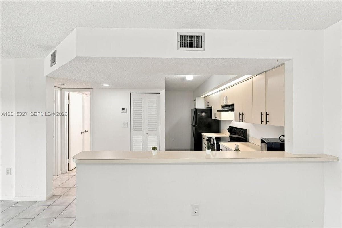 8660 SW 212th St # 306, Cutler Bay, FL 33189 — zdjęcie 3